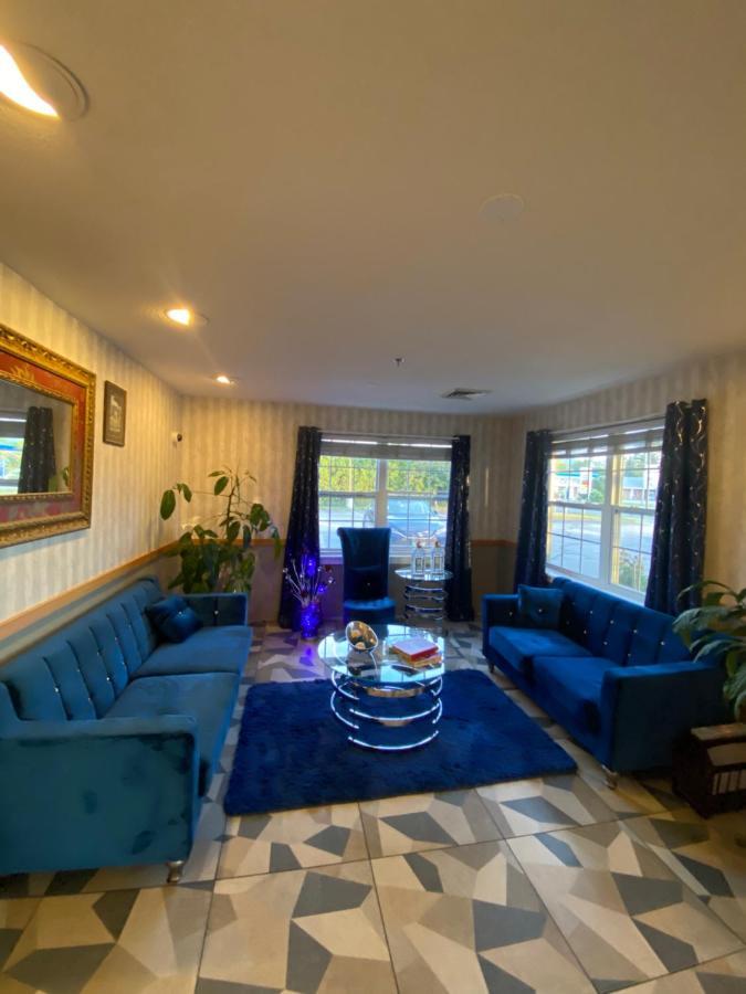Coos Motor Inn Lancaster Exterior photo
